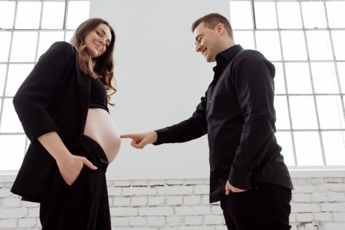 Фотосессия в светлом интерьере